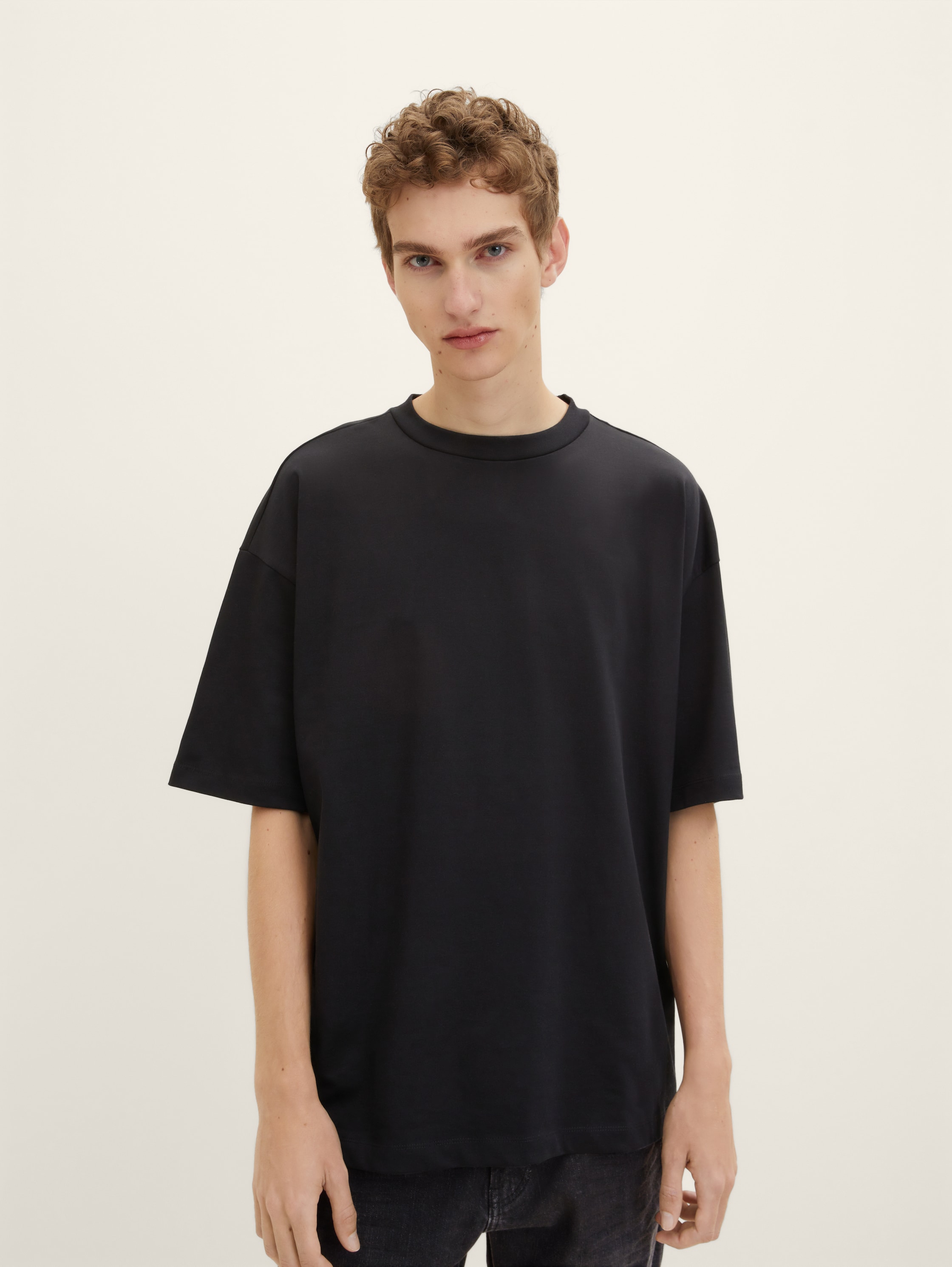 

Футболка мужская TOM TAILOR 1035912 черная 2XL, 1035912