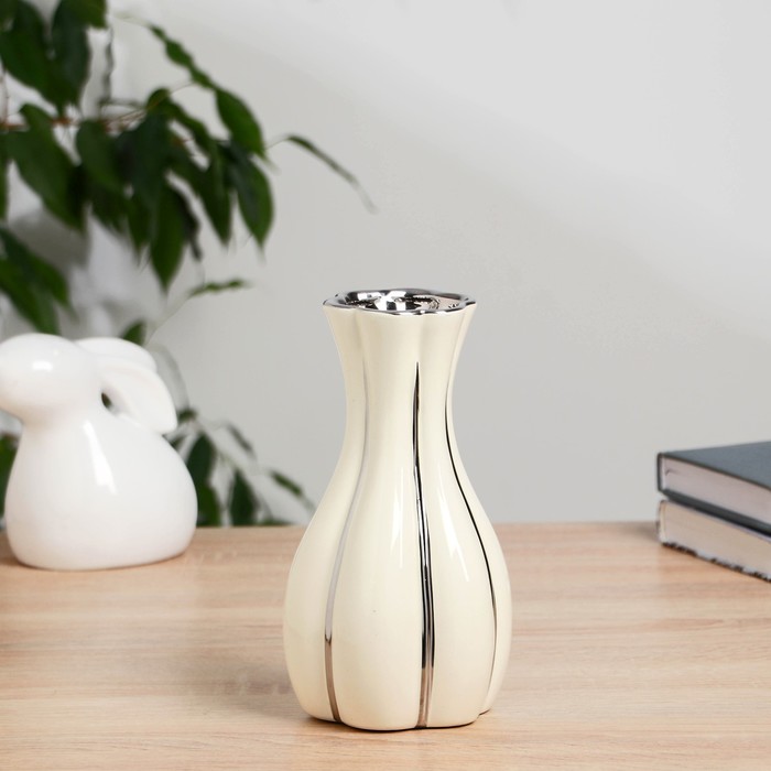 

Ваза керамика настольная "Лесли" 19 см, белый
