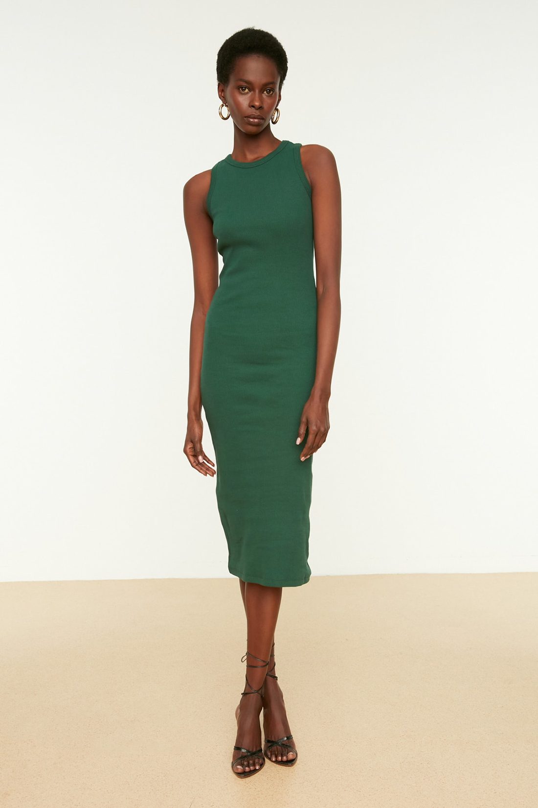 Платье женское Trendyol TWOSS22EL1575 зеленое XL