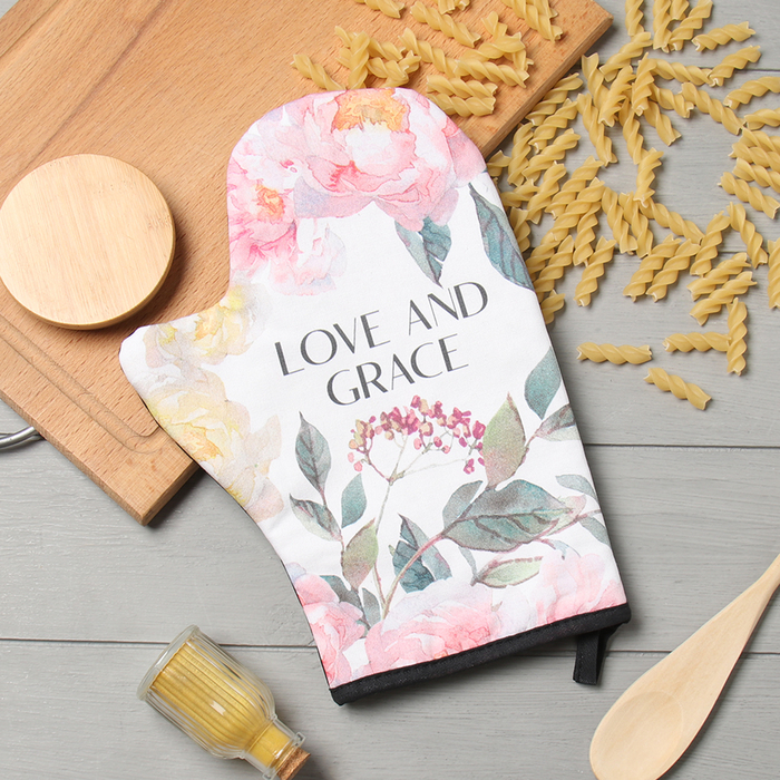 

Варежка-прихватка Этель "Love and Grace" 20х28см,саржа, 100% х/л, ватин 250г/м2, Разноцветный