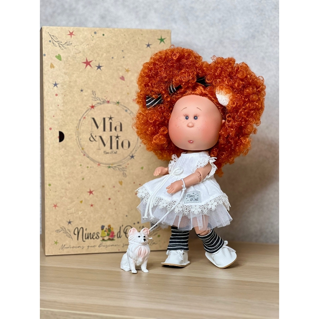 

Кукла Nines виниловая 30см MIA CASE шарнирная (3503)