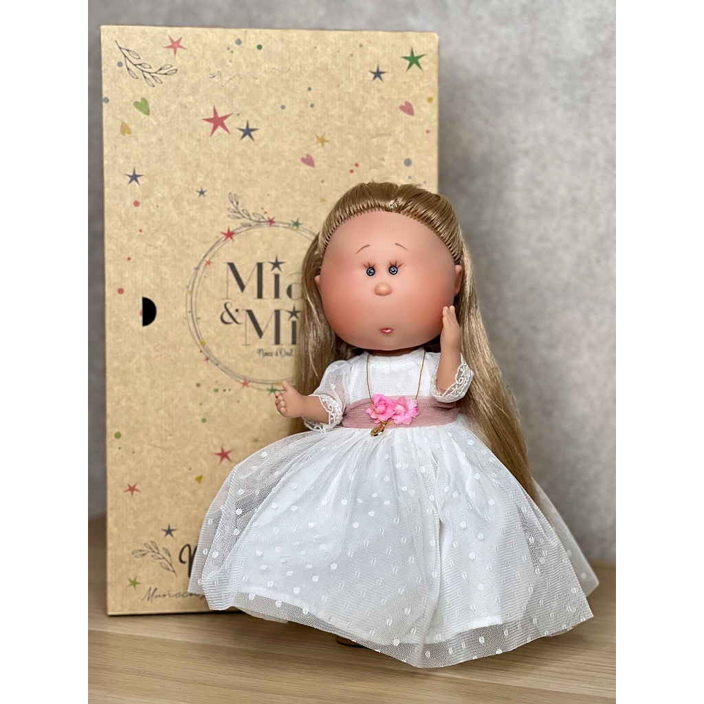 

Кукла Nines виниловая 30см MIA CASE шарнирная (3518)