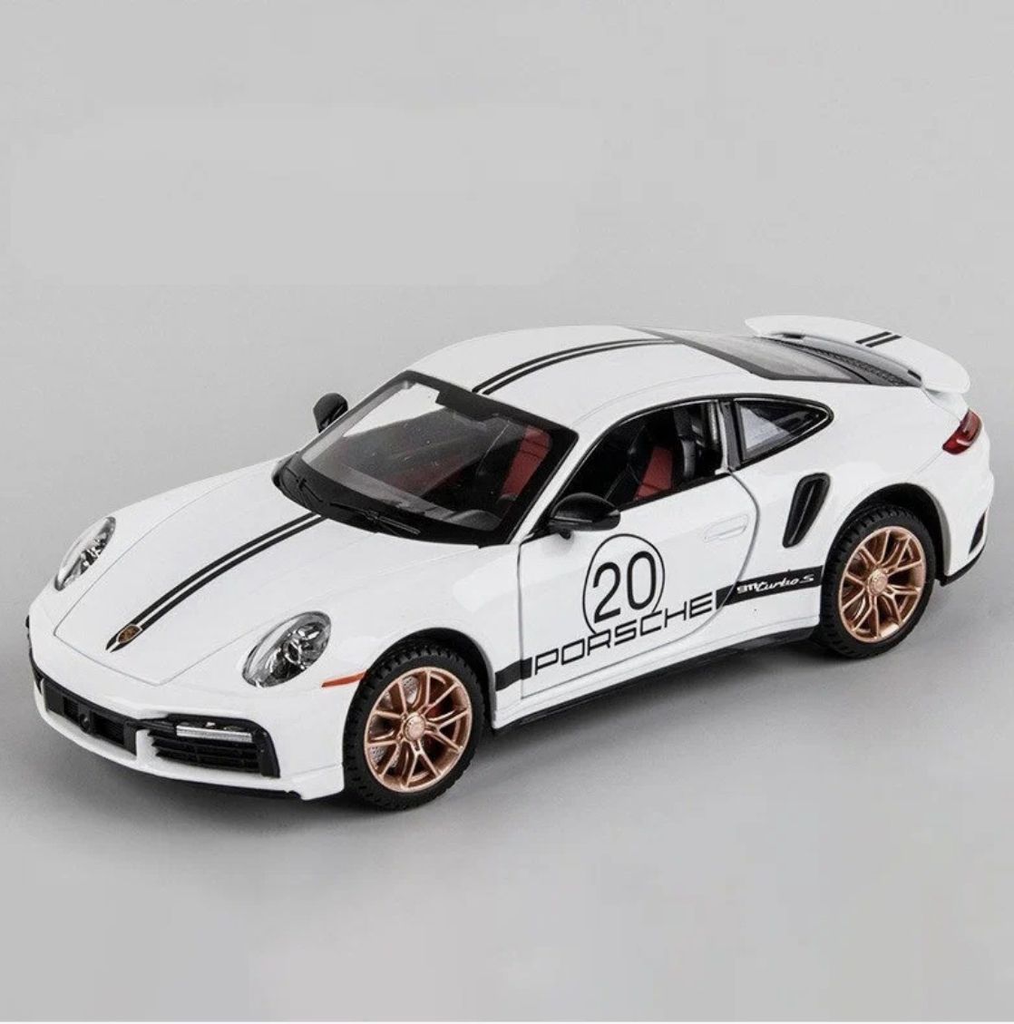 Машинка металлическая Элемент Porsche 911 Turbo S 1:24, white