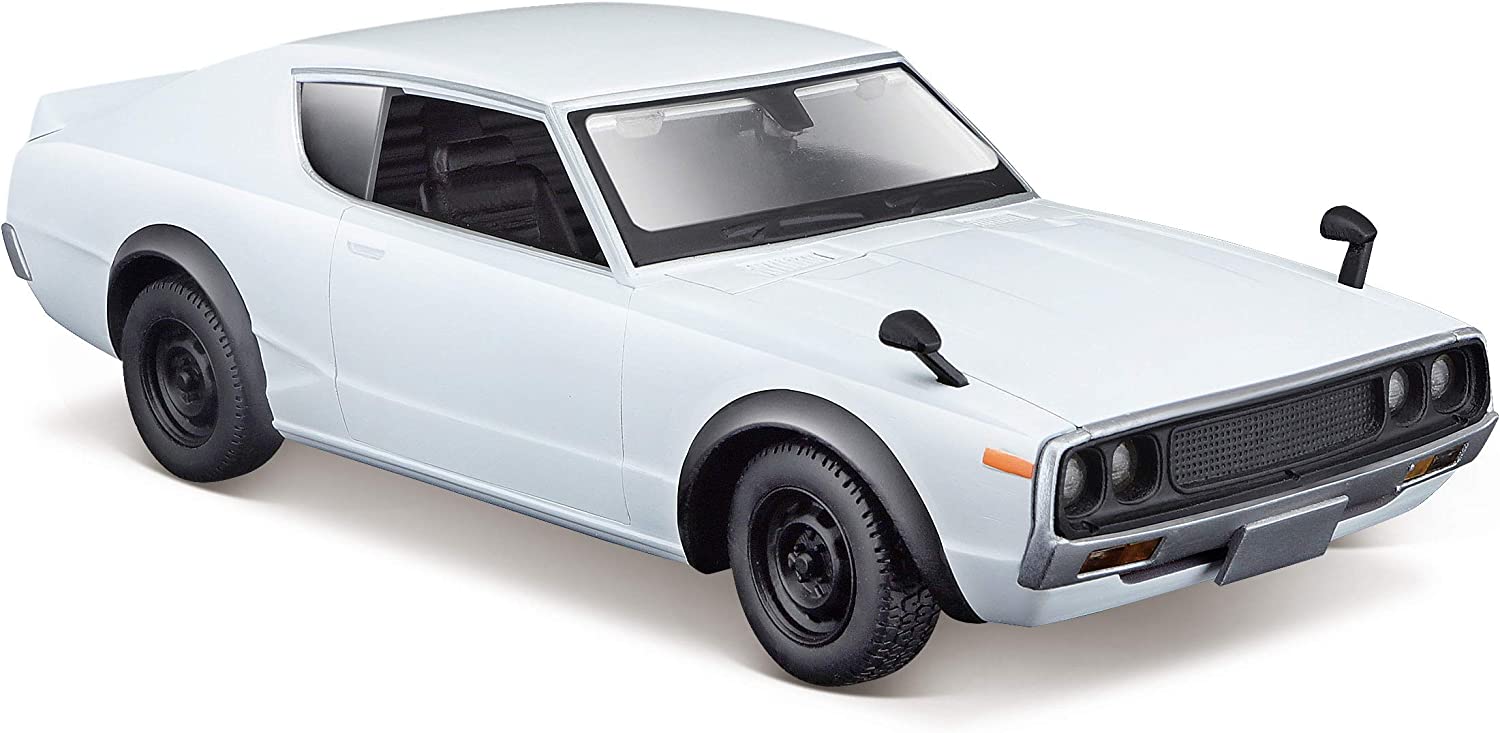 Машинка Maisto 31528 1/24 SP (B) 1973 Nissan Skyline 2000GT-R (KPGC110)