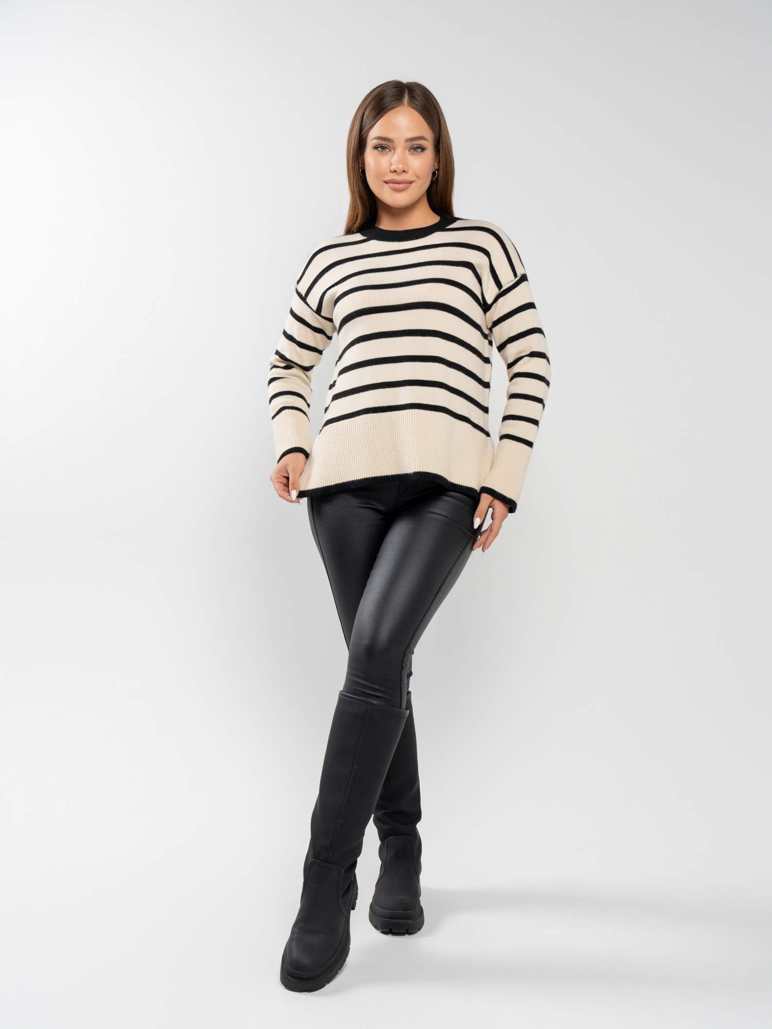 Свитер женский S-Family 126-C бежевый 44-48 RU 5990₽