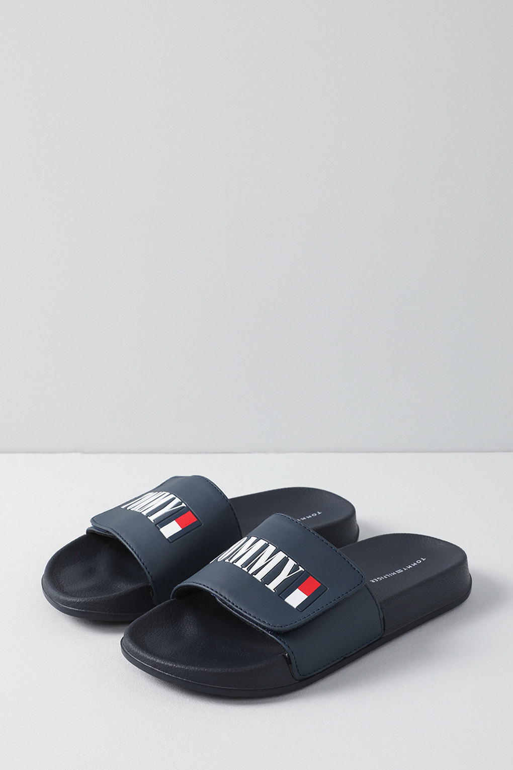 

Шлепанцы Tommy Hilfiger T3B0-32575-1172800-, синий, 38, T3B0-32575-1172800-