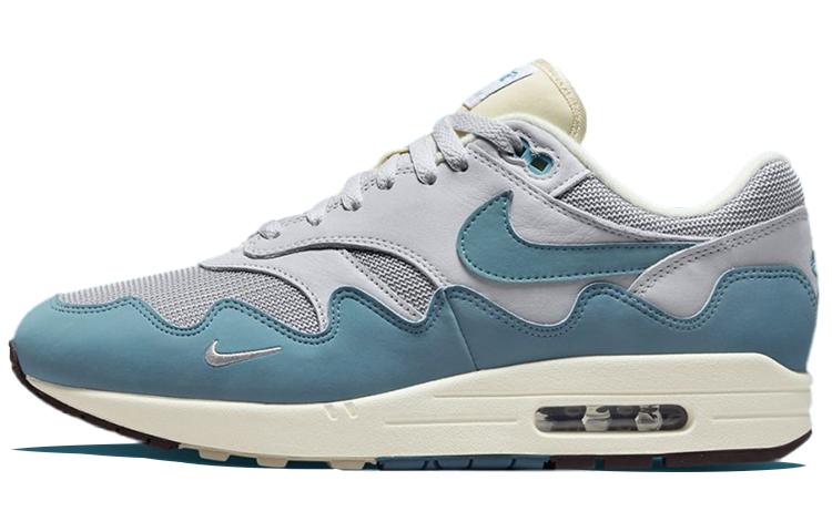 

Кроссовки унисекс Nike Patta x Nike Air Max 1 monarch голубые 38.5 EU, Голубой, Patta x Nike Air Max 1 monarch
