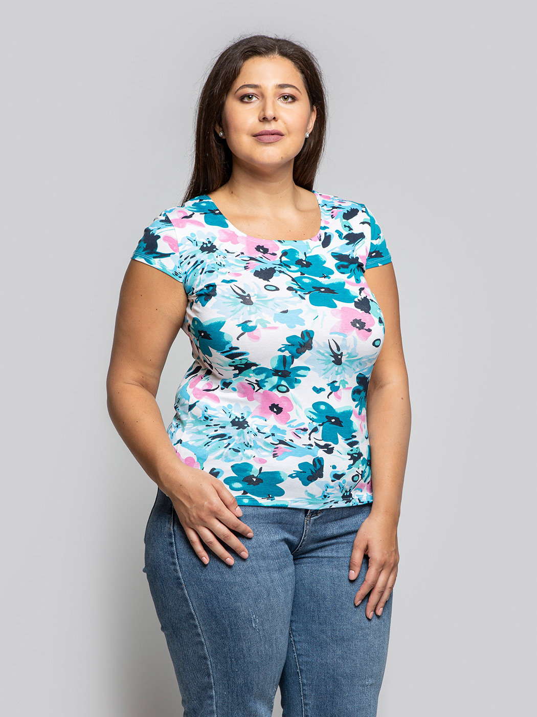 

Футболка женская Magic Lady cl2020_c17 разноцветная 58 RU, Разноцветный, cl2020_c17