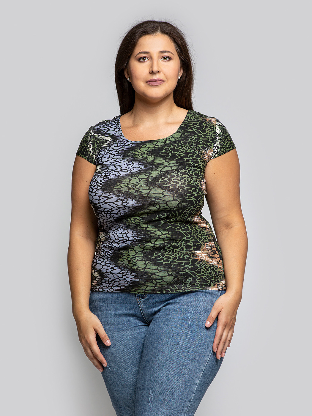 

Футболка женская Magic Lady cl2020_c32 разноцветная 58 RU, Разноцветный, cl2020_c32