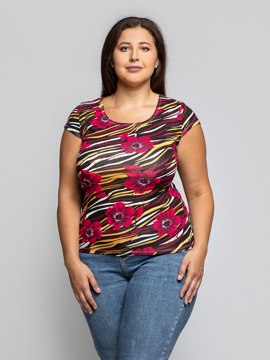 

Футболка женская Magic Lady cl2020_c34 разноцветная 54 RU, Разноцветный, cl2020_c34