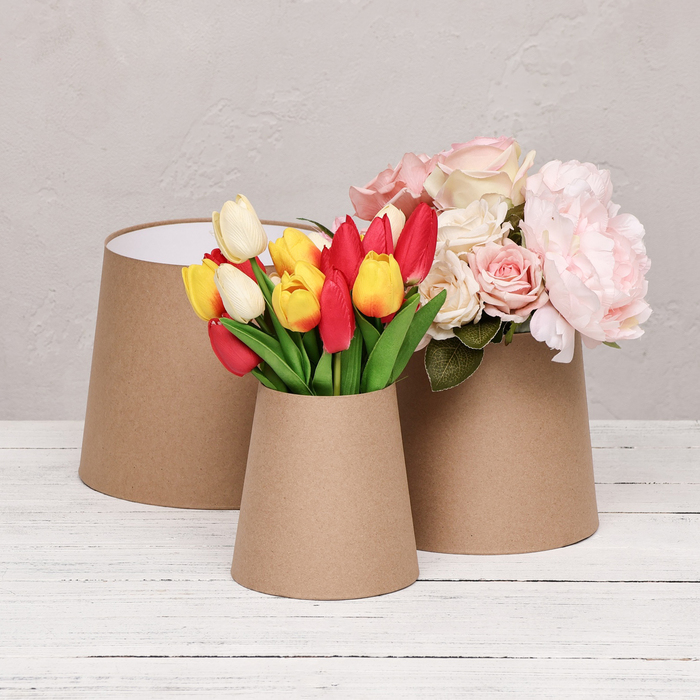 

Подарочная коробка UPAK LAND 3 в 1 Обратный конус крафт без крышек 19,5х20х24-10,5х15х14