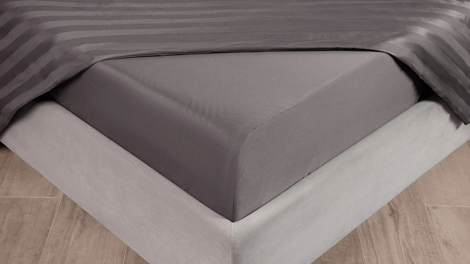 

Простыня на резинке Askona (Аскона) Comfort гладь Графит 180x200, Comfort гладь
