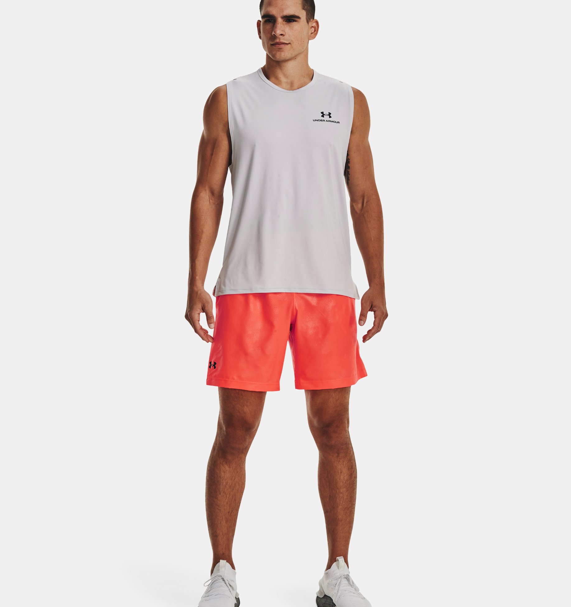 Спортивные шорты мужские Under Armour UA Woven Emboss Shorts 1377137-877 оранжевые L