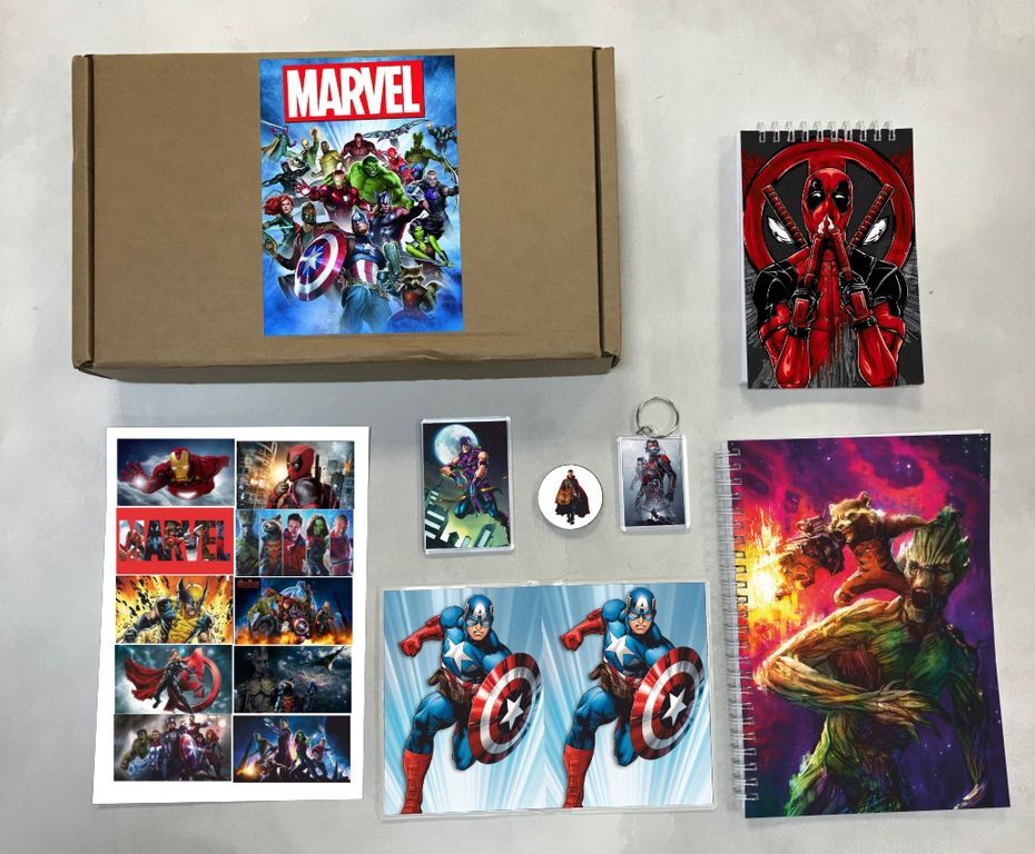 

Бокс с подарком с Супергероями Вселенной MARVEL -2, 51502446-6, 7 предметов