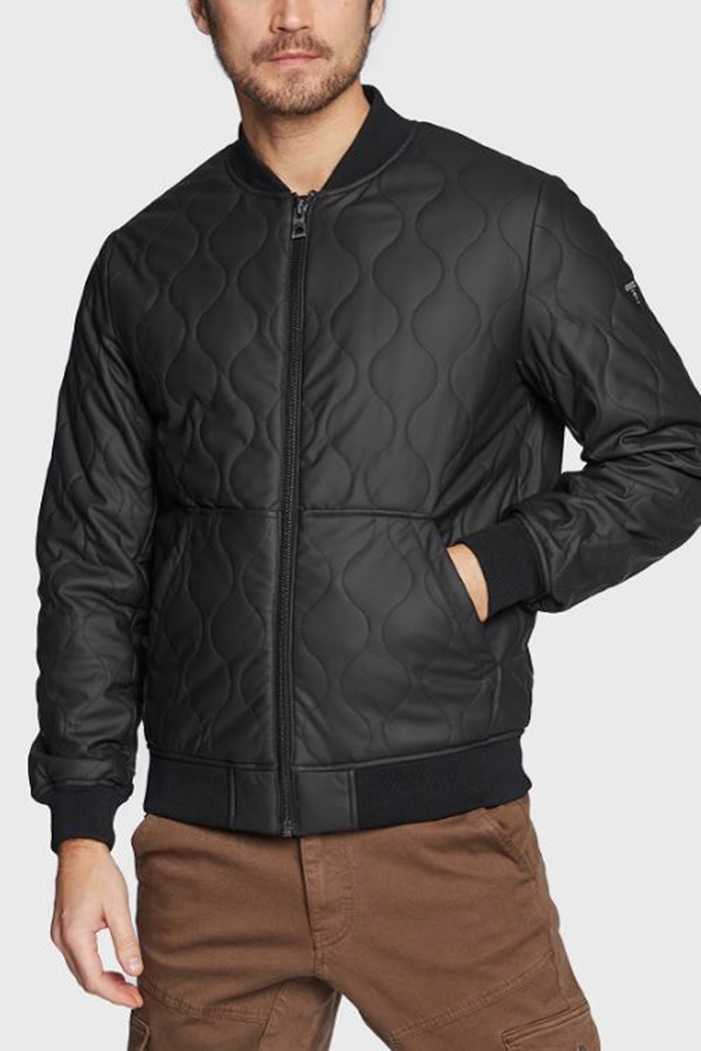 

Бомбер мужской Guess M3RL08 WBS80 черный M, M3RL08 WBS80