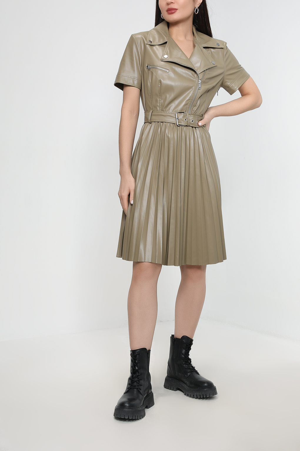 

Платье женское Guess W3RK15 WEVE0 бежевое M, Бежевый, W3RK15 WEVE0