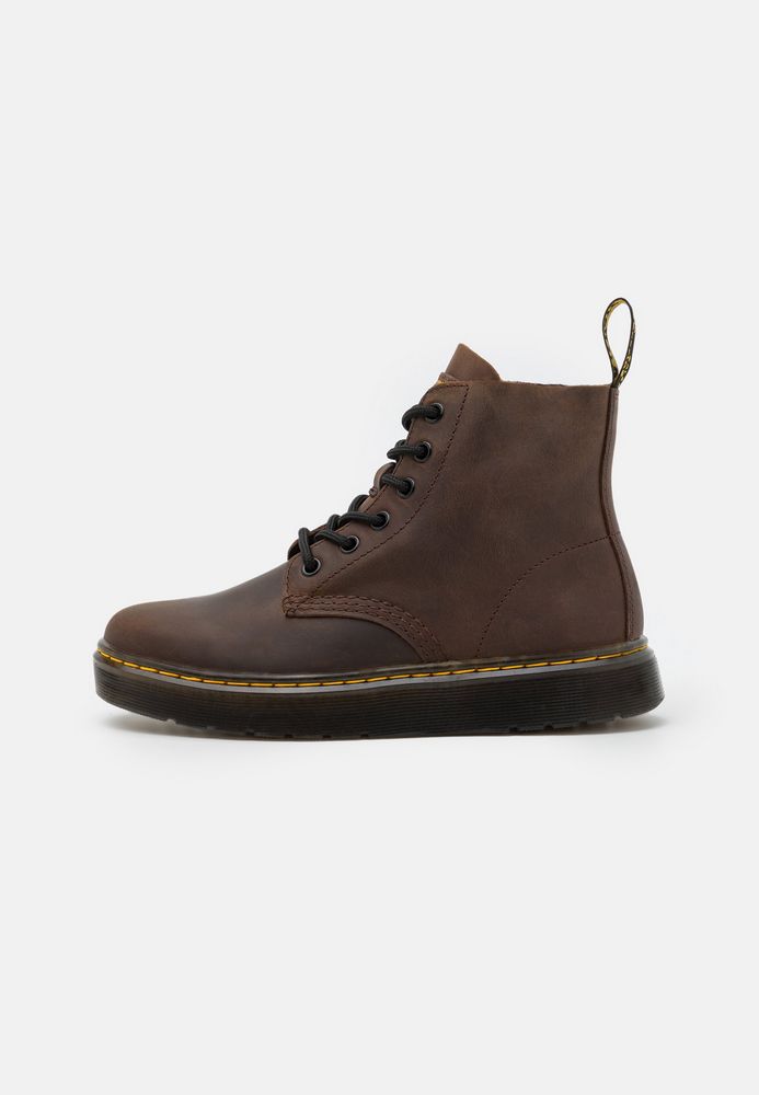 Ботинки унисекс Dr. Martens DO215K04G коричневые 36 EU коричневый