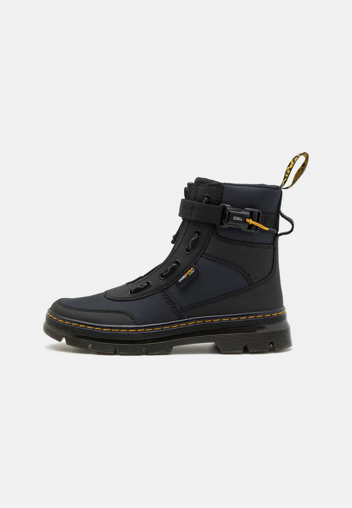 Ботинки унисекс Dr. Martens DO215K093 черные 38 EU