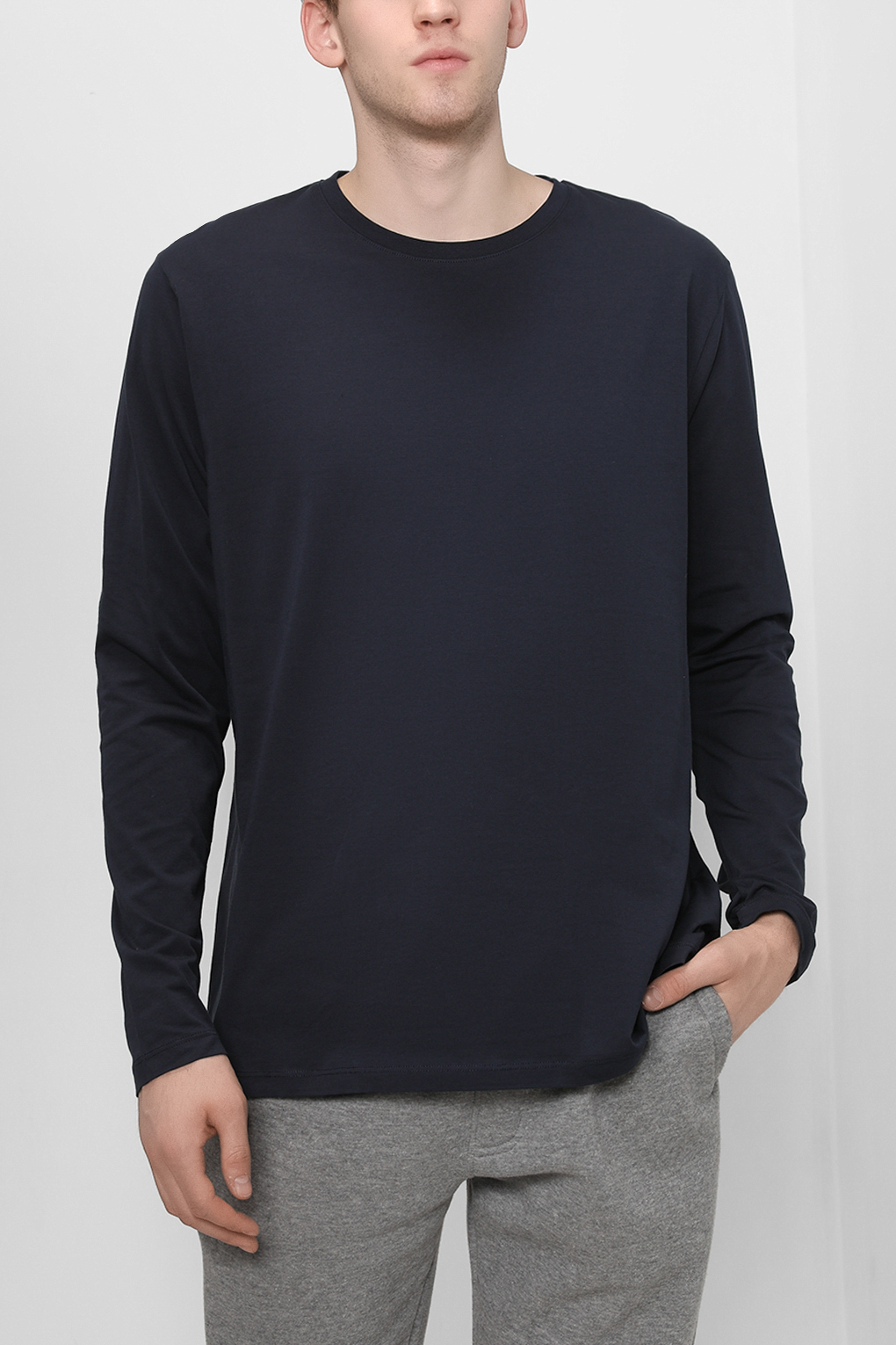 

Лонгслив мужской Esprit Casual 991EE2K305 синий L, 991EE2K305