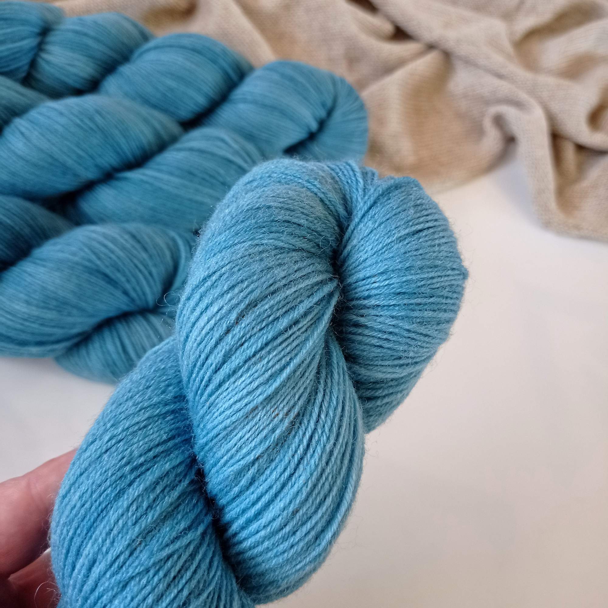 Носочная пряжа Wonder Yarn, 75% шерсть меринос 25% полиамид, 420м/100гр, темная лазурь