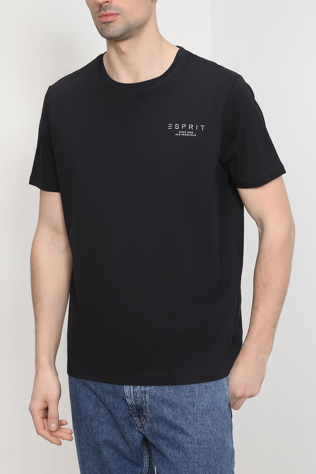 

Футболка мужская Esprit Casual 992EE2K307 черная XL, 992EE2K307