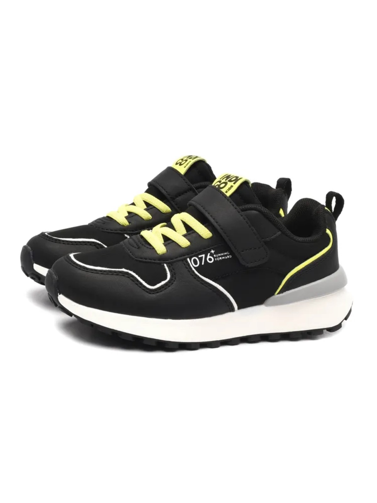 

Кроссовки Indigo Kids для мальчиков, размер RU 32, чёрные, 90-620C, Черный, 90-620C