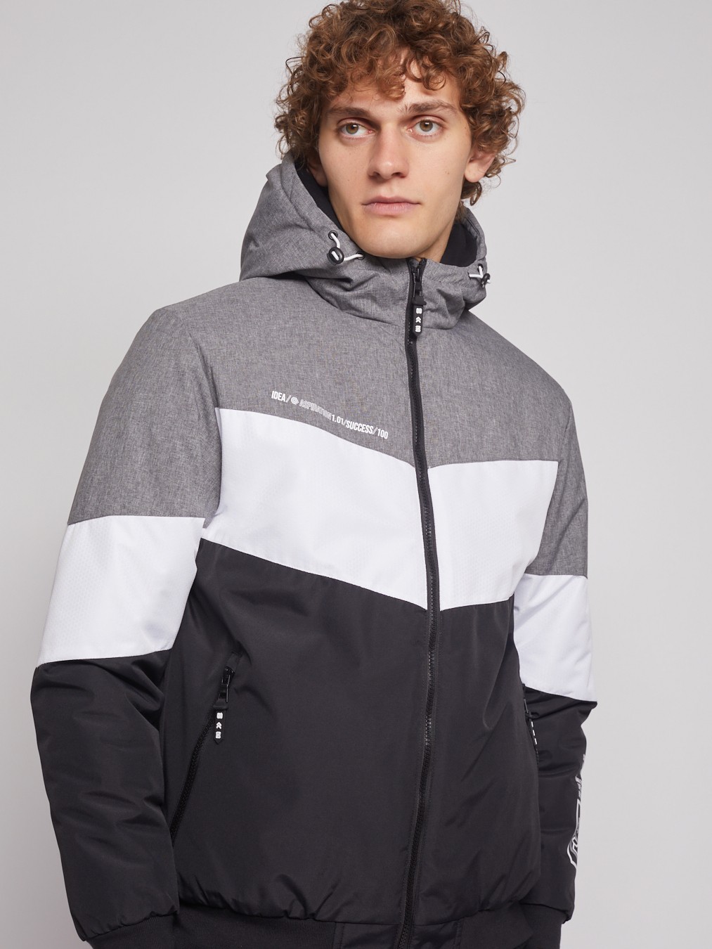 

Куртка мужская Zolla 012345102224 черная S, 012345102224