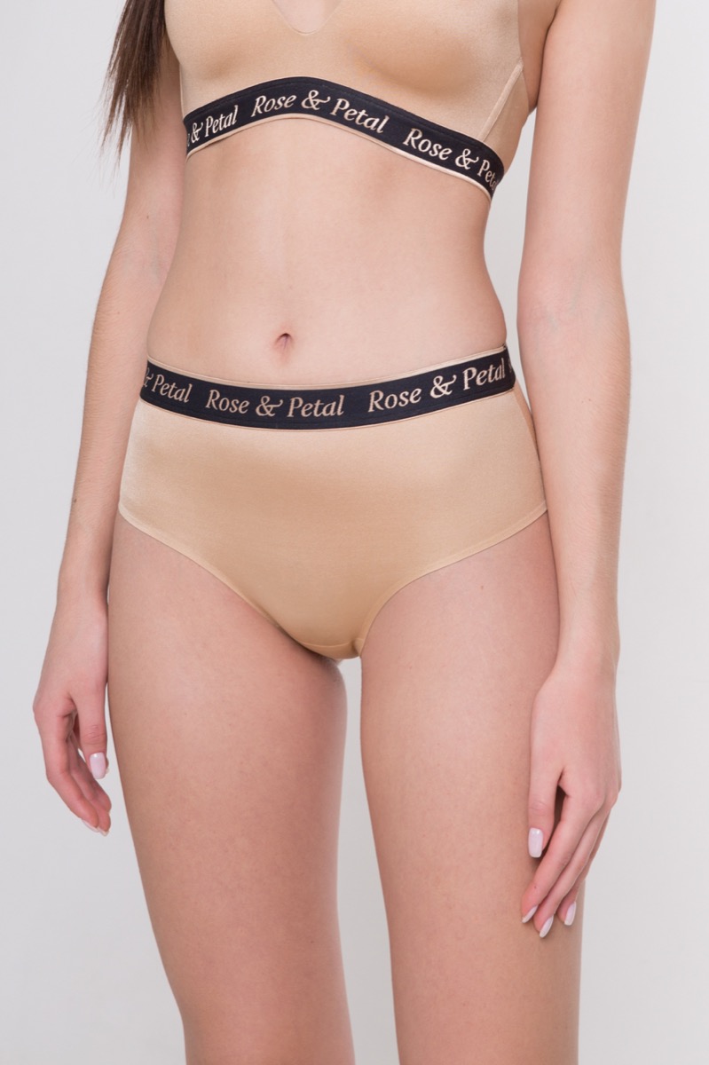 

Трусы женские Rose & Petal 82062 бежевые M, Бежевый, 82062