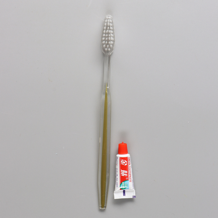 Зубной набор в пакете: зубная щётка 18 см + зубная паста 3 г (50 набор) конструктор робопаук работает от батареек в пакете