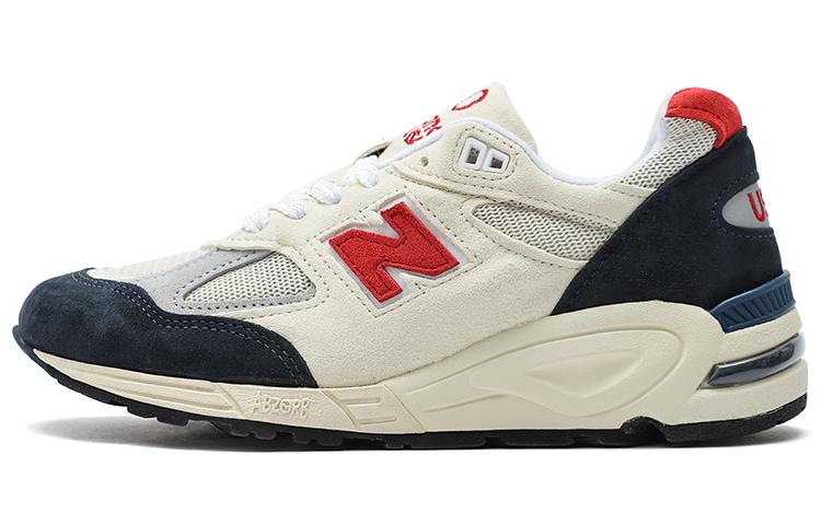 

Кроссовки унисекс New Balance NB 990 V2 Teddy Made белые 42.5 EU, Белый, NB 990 V2 Teddy Made