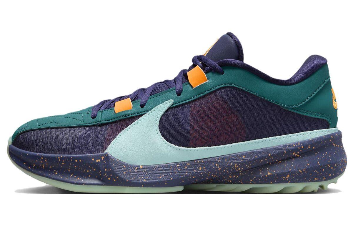 

Кроссовки унисекс Nike Freak 5 EP фиолетовые 43 EU, Фиолетовый, Freak 5 EP