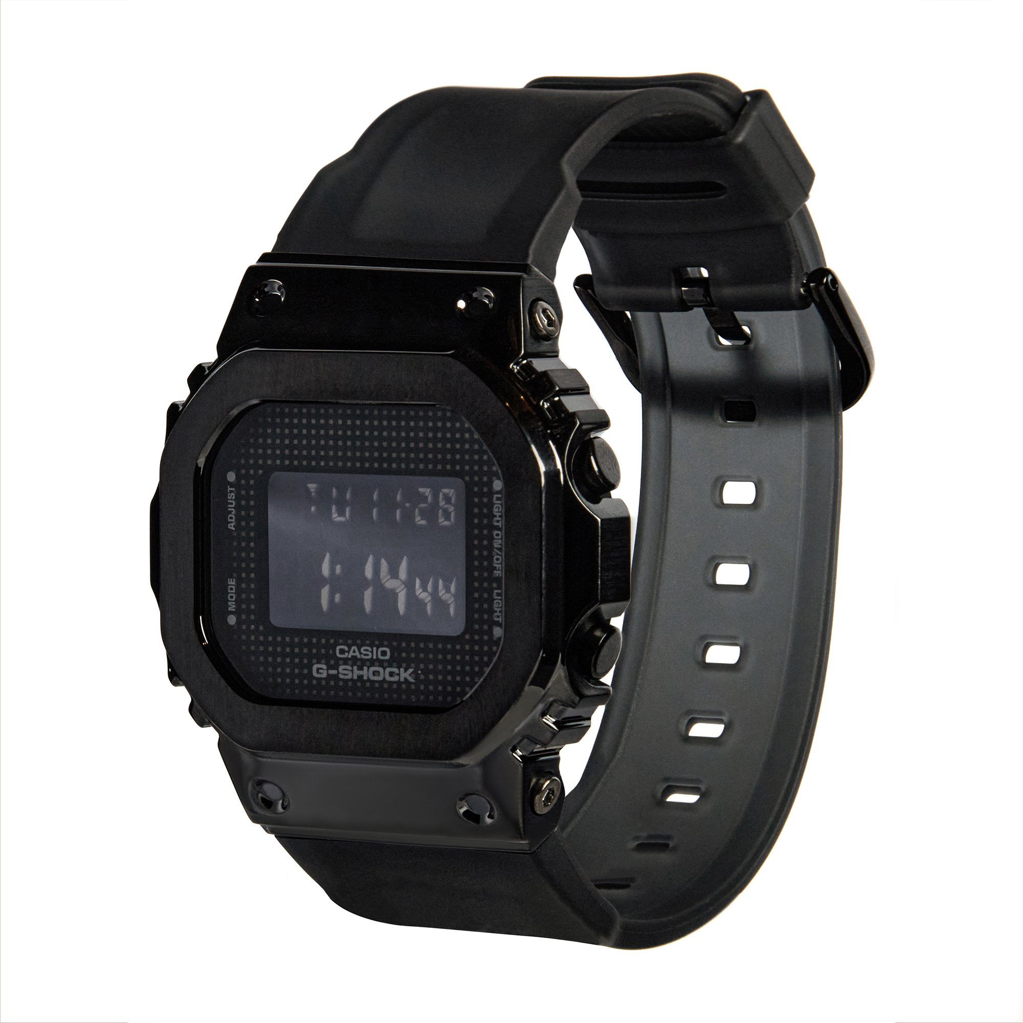 

Наручные часы мужские Casio GM-5600B-1D, GM-5600B-1D