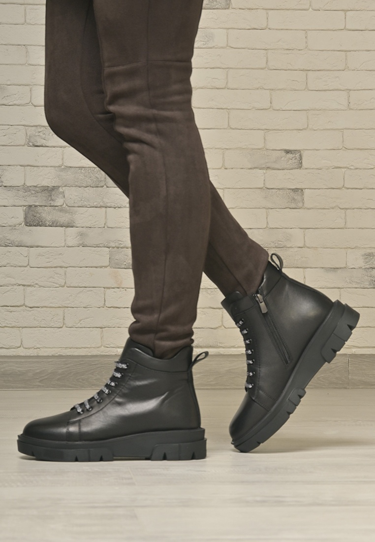 

Ботинки женские Pierre Cardin 710027202 черные 36 RU, Черный, 710027202