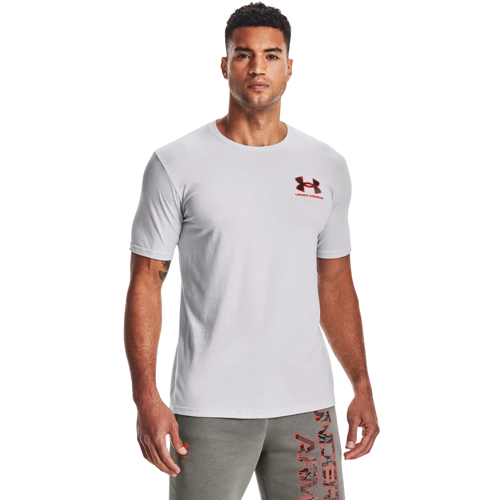 фото Футболка мужская under armour 1366456-014 серая s/m