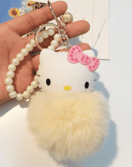 

Меховой брелок Hello Kitty