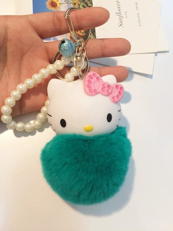 

Меховой брелок Hello Kitty