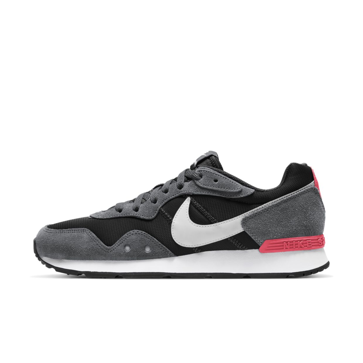 

Кроссовки мужские Nike Venture Runner серые 9.5 US, Серый, Venture Runner