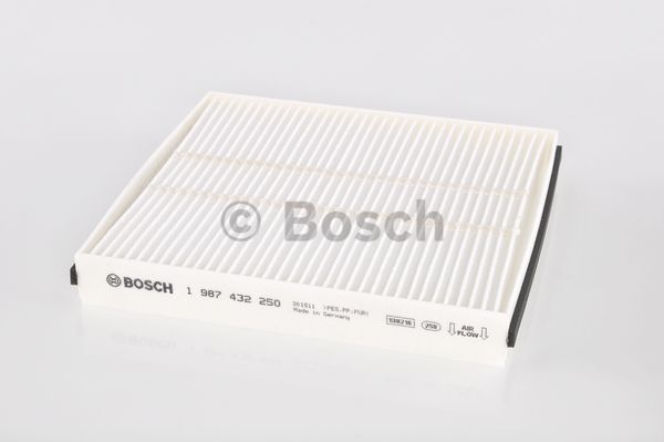 фото Фильтр воздушный салона bosch 1 987 432 250