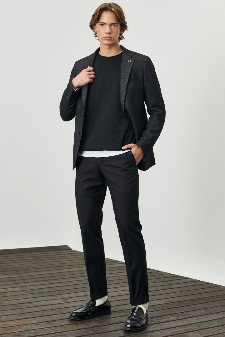 

Пиджак мужской Altınyıldız 4A0423100010BRD серый 56 RU (товары доставляются из-за рубежа), 4A0423100010BRD