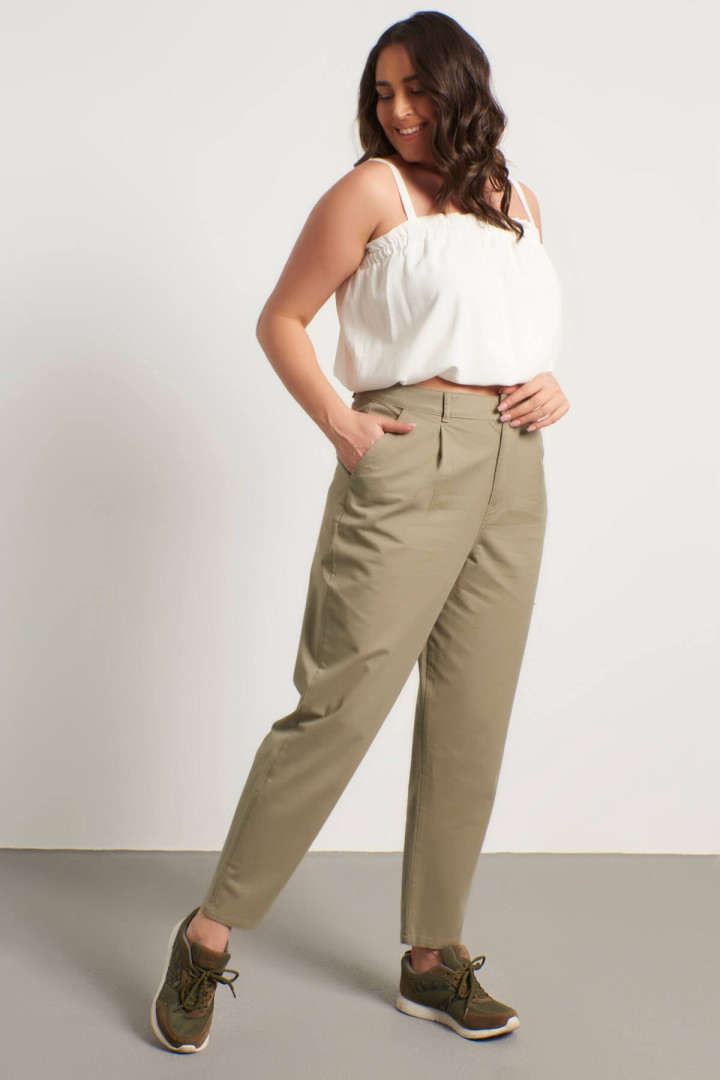 

Брюки женские My Line Moda 1188 хаки 42 RU (товары доставляются из-за рубежа), 1188