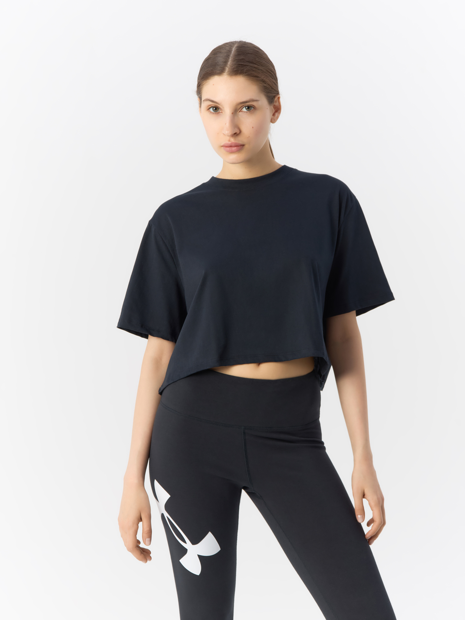 

Футболка женская Under Armour Campus Boxy Crop SS 1383644 черная SM, Черный, Campus Boxy Crop SS