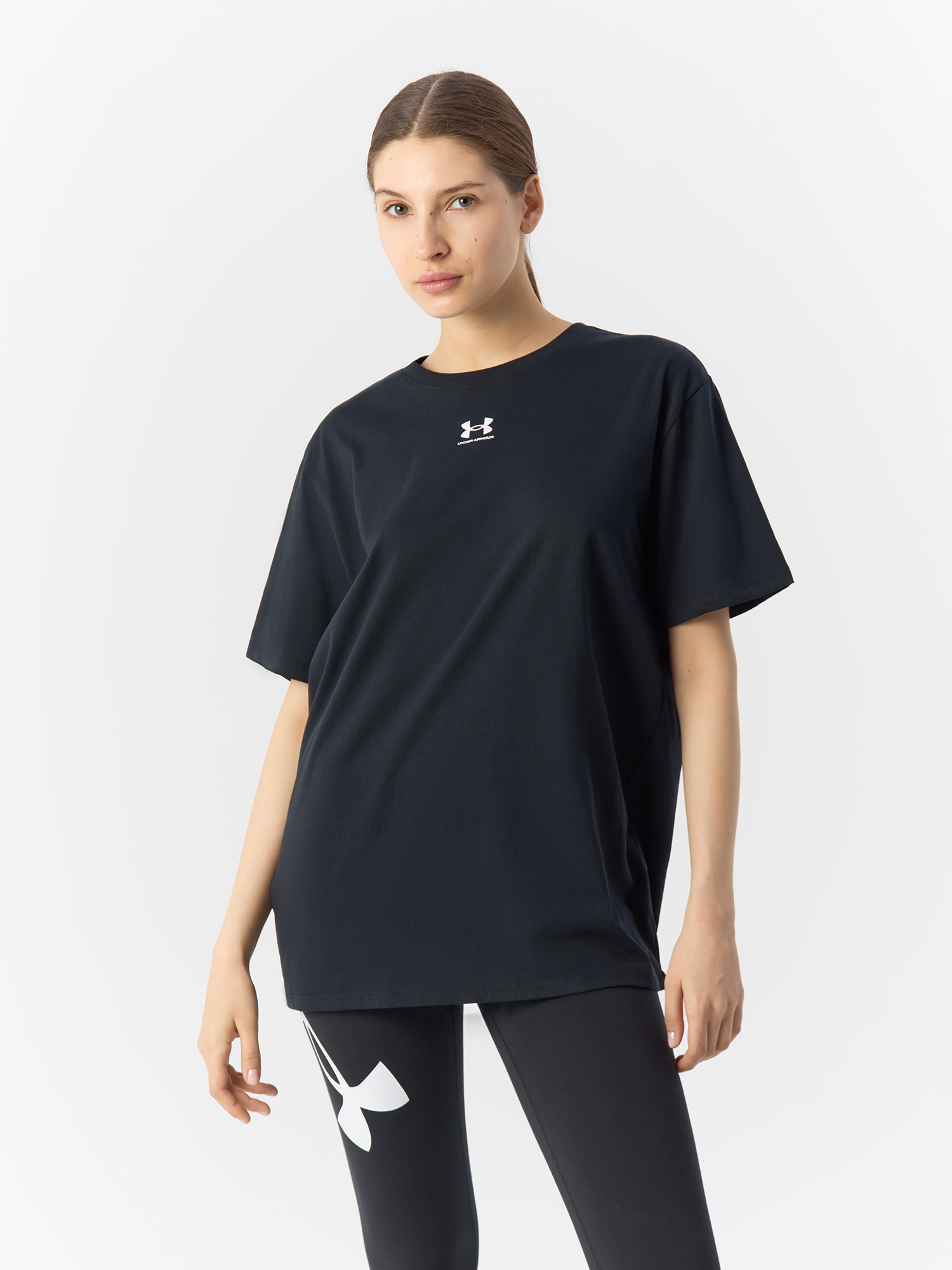 Футболка женская Under Armour Campus Oversize SS 1387193 черная MD Вьетнам черный