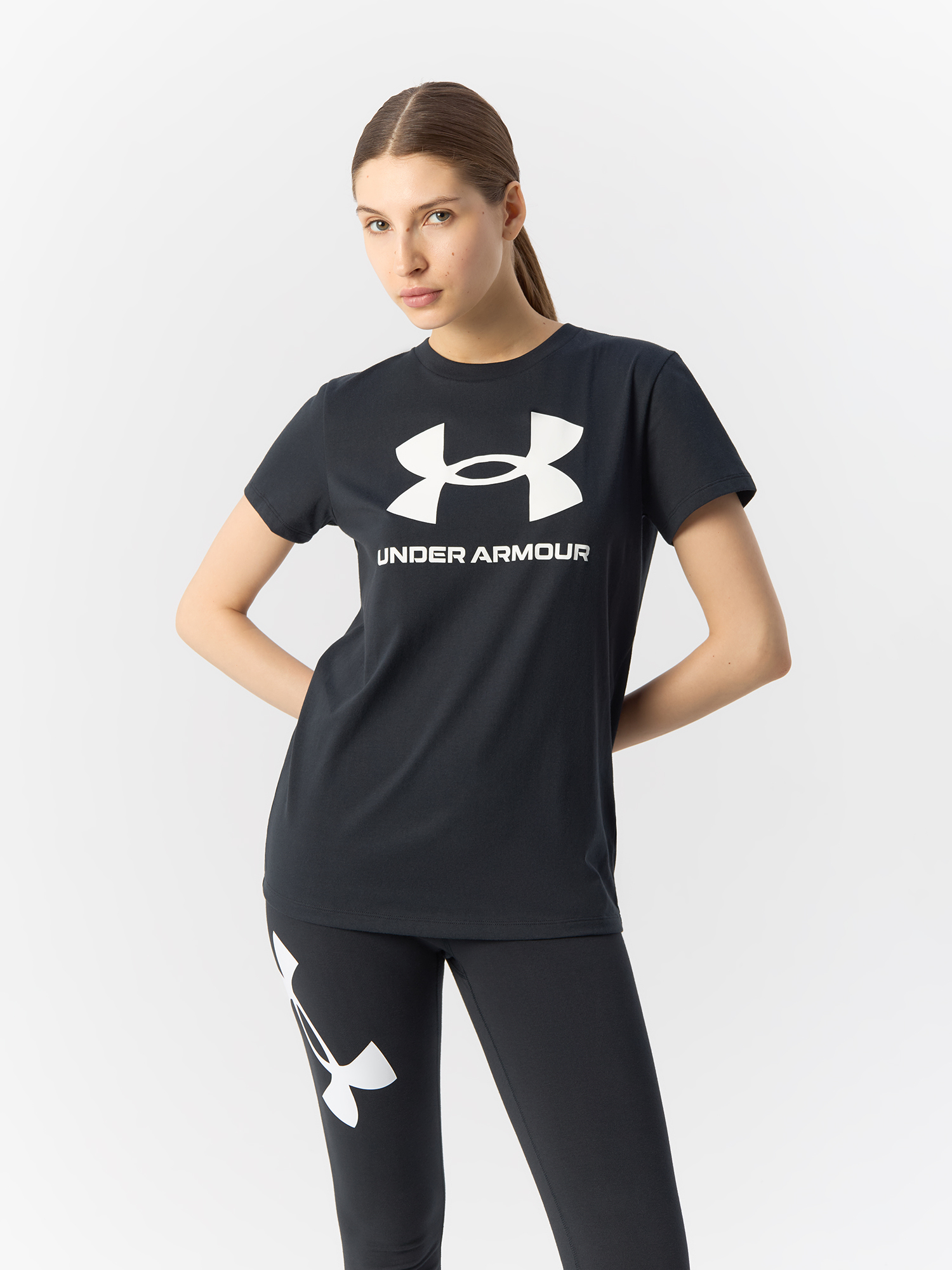 

Футболка женская Under Armour Live Sportstyle Graphic SSC 1356305 черная LG, Черный, Live Sportstyle Graphic SSC