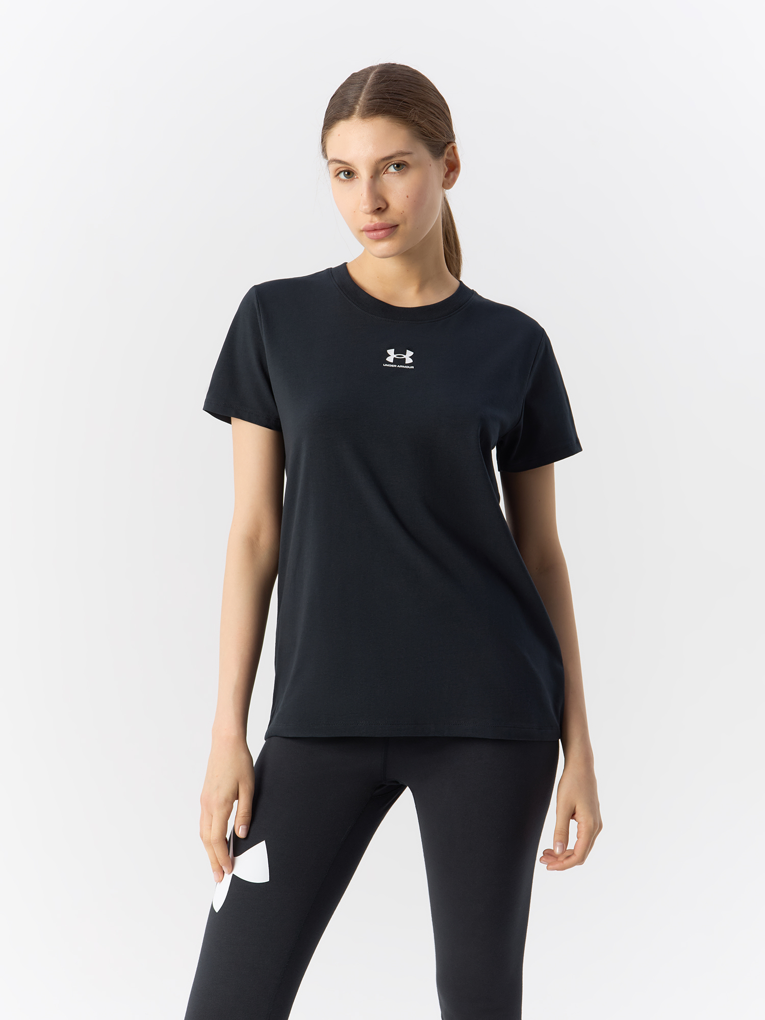 

Футболка женская Under Armour Off Campus Core SS 1383648 черная SM, Черный, Off Campus Core SS