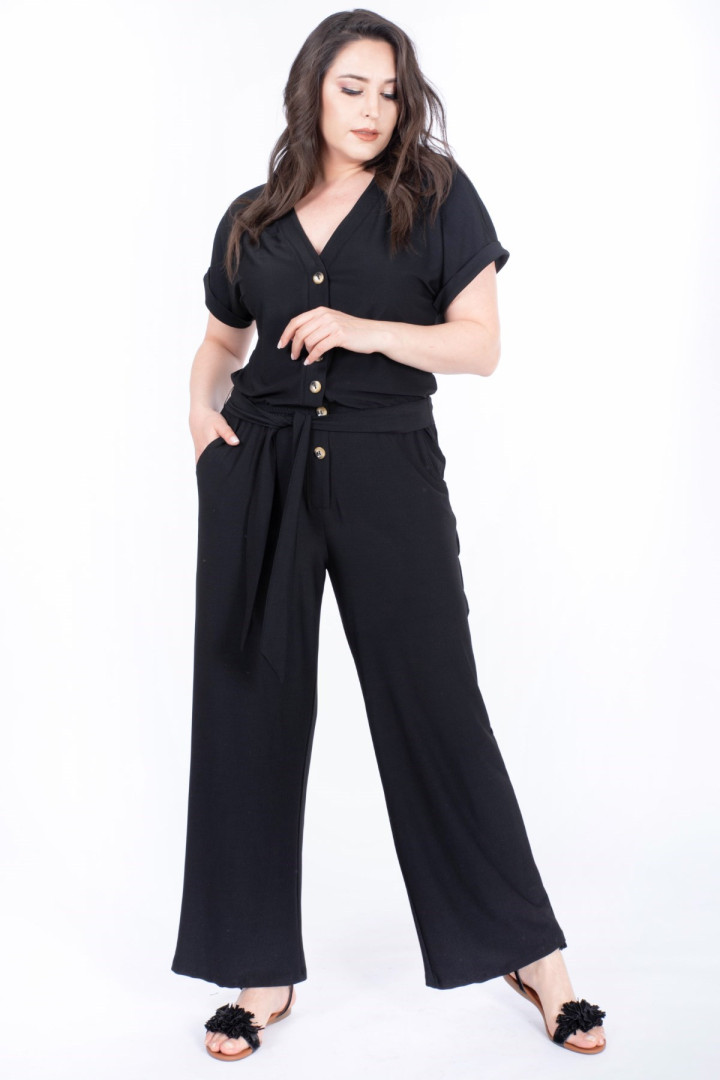 

Комбинезон женский My Line Moda 549 черный 40 RU (товары доставляются из-за рубежа), 549