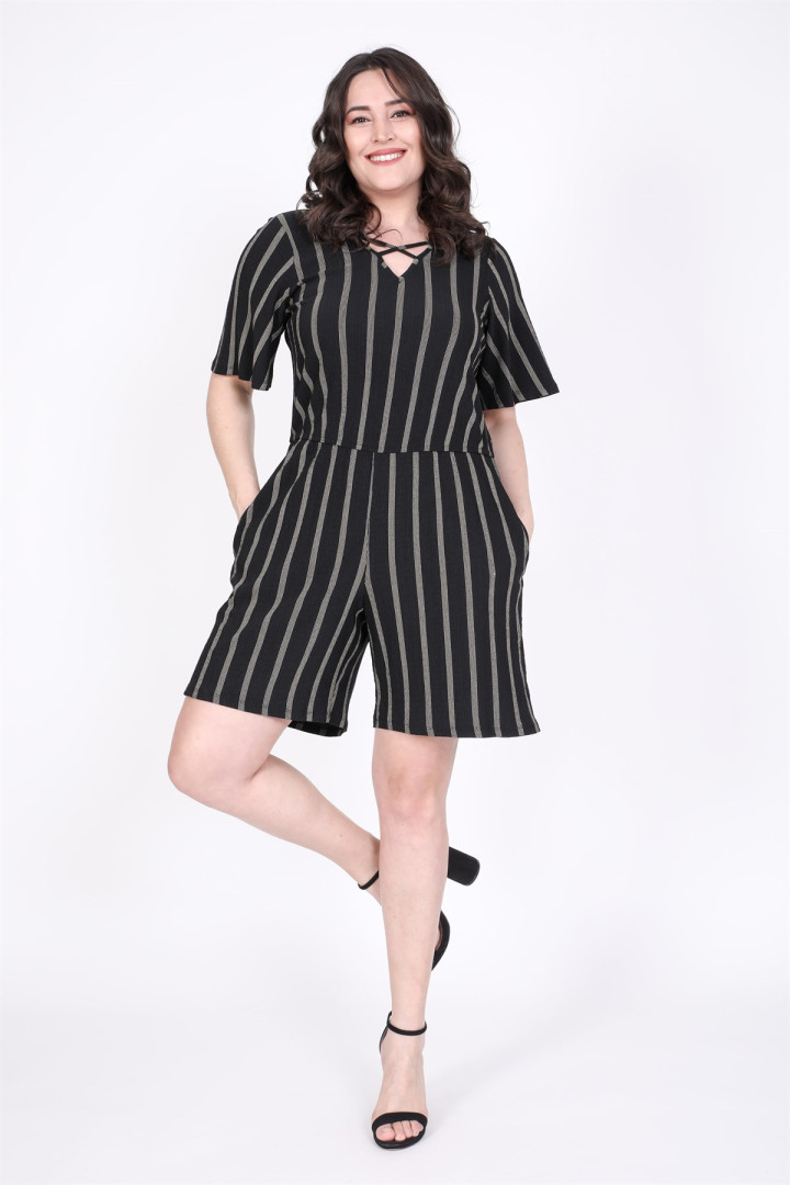 

Комбинезон женский My Line Moda 849 черный 50 RU (товары доставляются из-за рубежа), 849