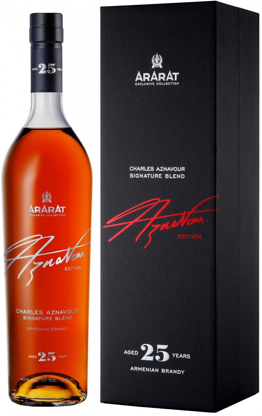 фото Коньяк арарат, charles aznavour signature blend, 25 лет, 40 %, 750 мл, gift box