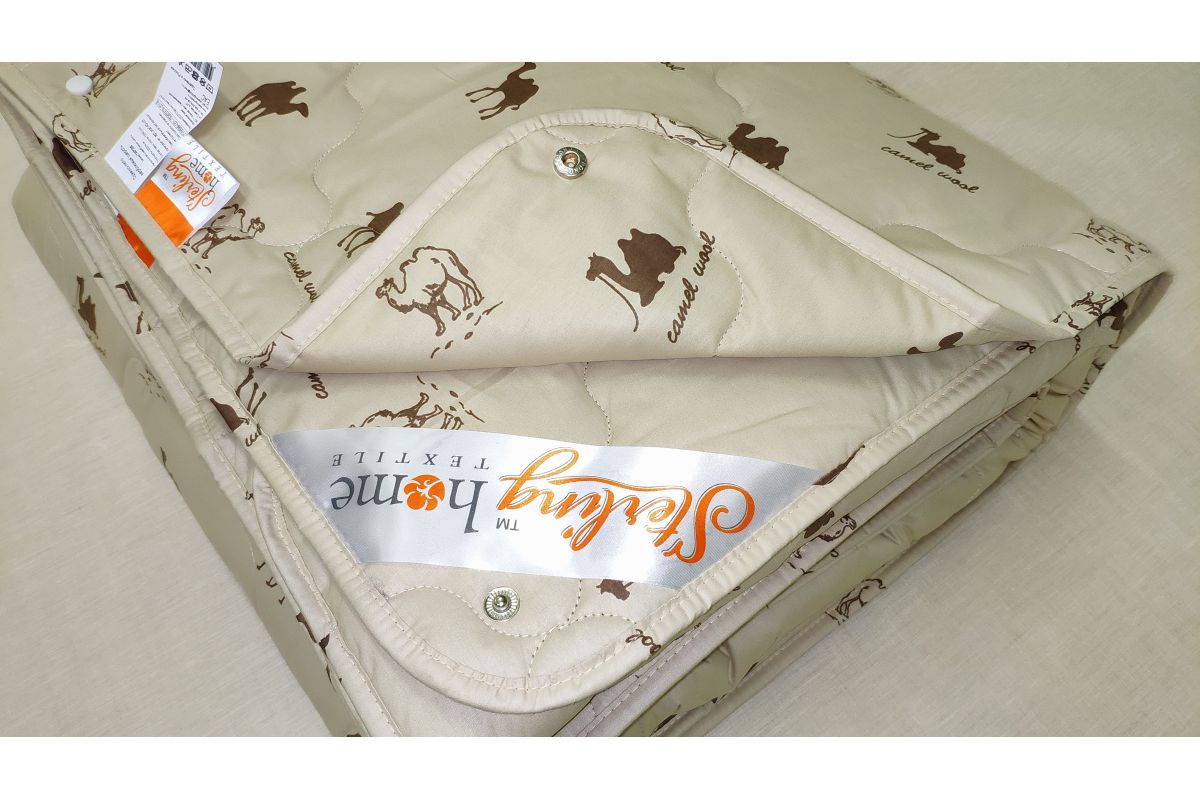 

Одеяло Sterling Home Textile ВЕРБЛЮЖЬЯ ШЕРСТЬ "4-сезона" 140x205, тик, 1,5 спальное