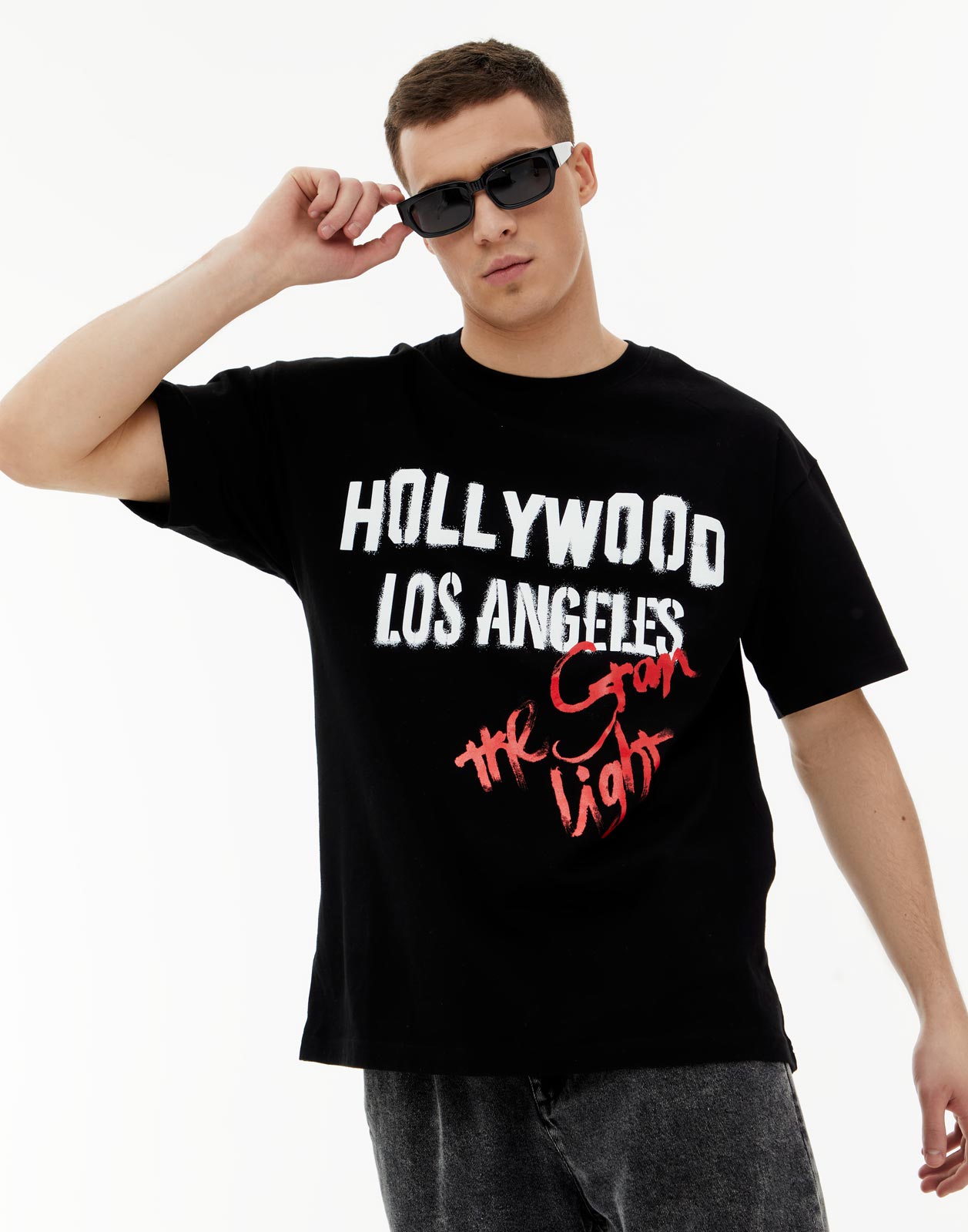 

Футболка мужская Gloria Jeans BKT013768 черная XS, Черный, BKT013768