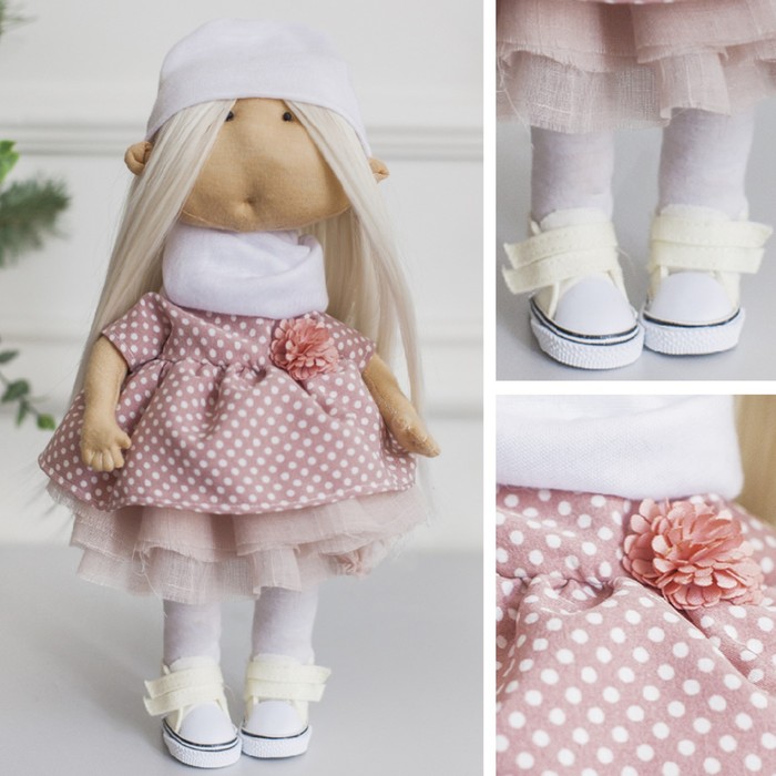 

Интерьерная кукла Моника набор для шитья 15,6 × 22.4 × 5.2 см
